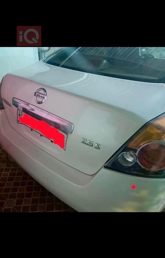 نيسان ألتيما